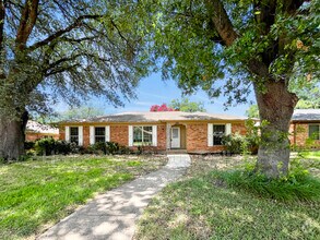 Building Photo - 4331 Cinnabar Dr
