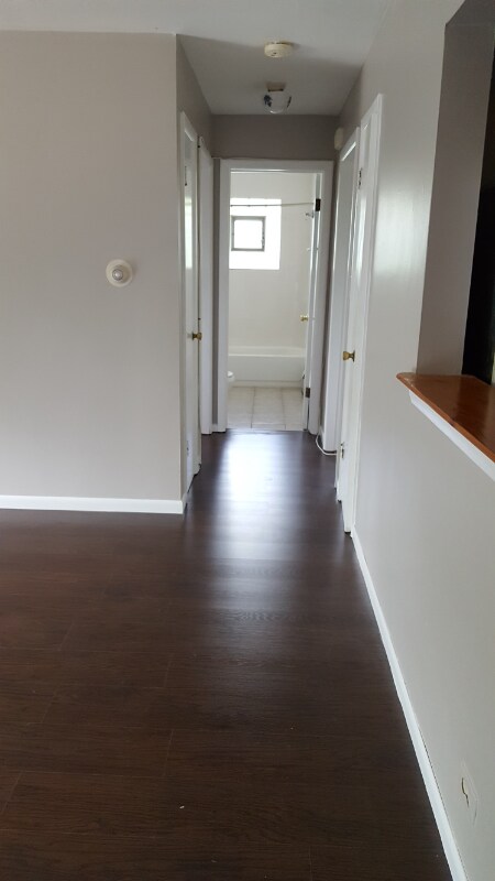 Primary Photo - 450 Rogers St