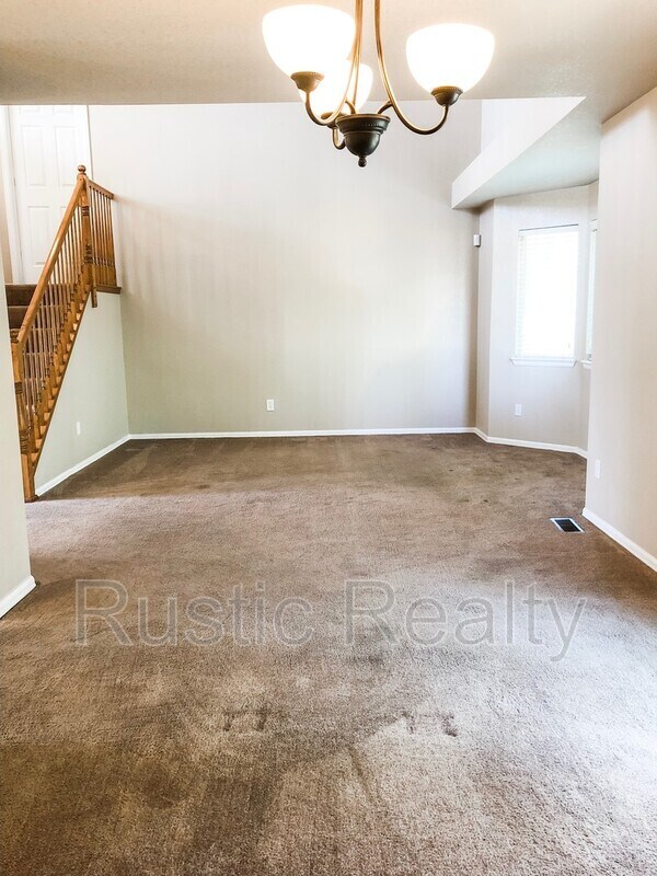 Building Photo - 6462 Jules Dr