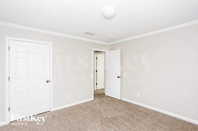 Foto del edificio - 4419 Hunter Ct
