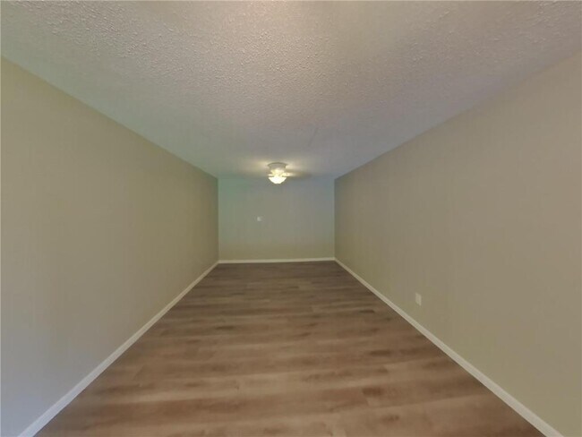 Foto del edificio - 4512 Montgomery Rd