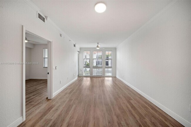 Foto del edificio - 10170 SW 7th Street Unit 24-405