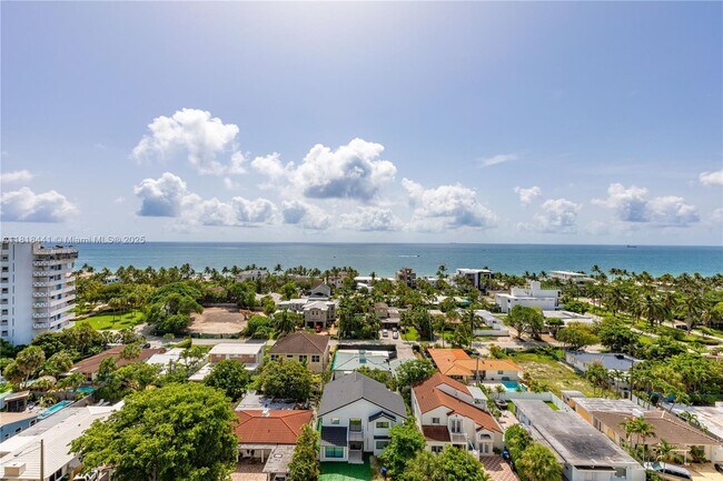 Foto del edificio - 2715 N Ocean Blvd