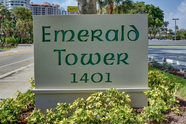 Foto del edificio - 1401 S Ocean Blvd