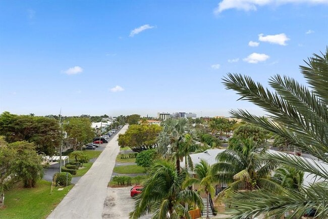 Foto del edificio - 2900 NE 30th St