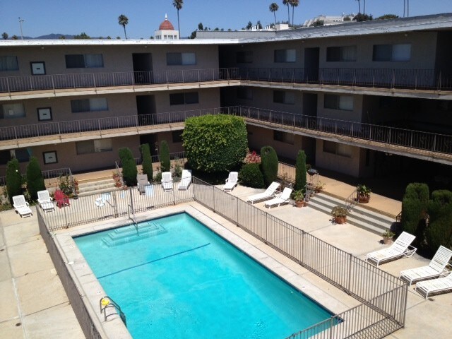Foto principal - 2210 3rd St