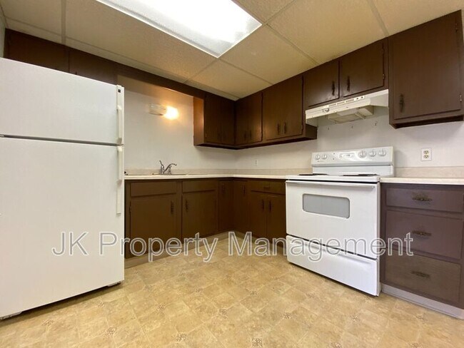 Foto del edificio - 1122 1st Ave SW