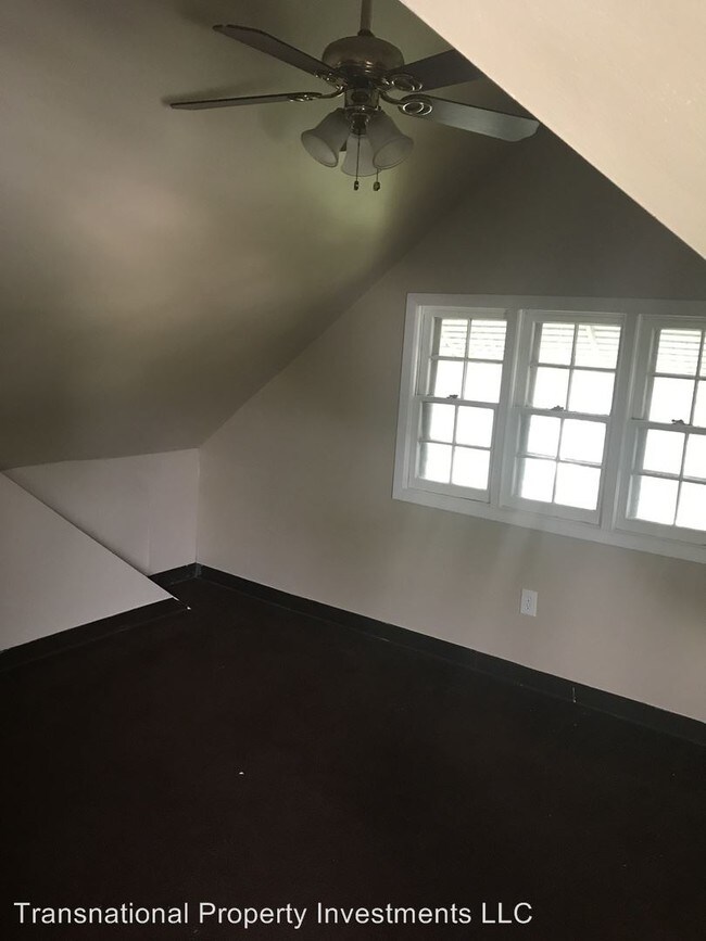 Foto del edificio - 5213 Catherine St