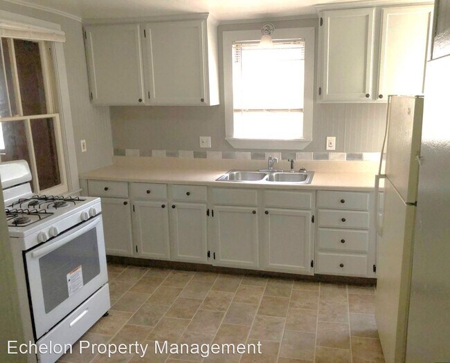 Building Photo - 3 br, 1 bath House - 810 N 9th St