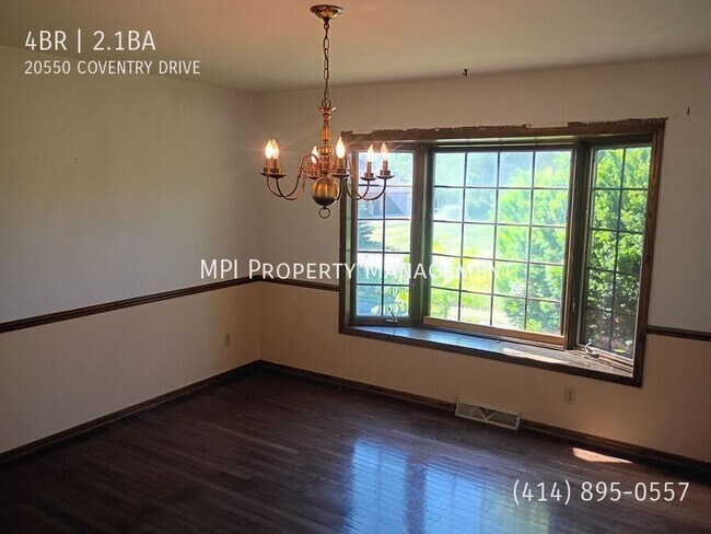 Foto del edificio - 20550 Coventry Dr