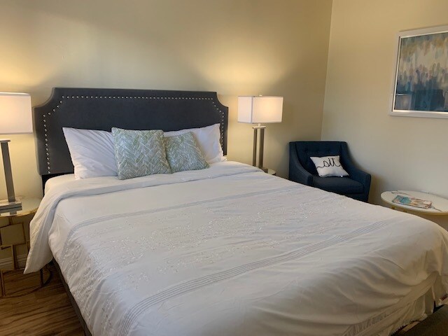 Building Photo - 2553 Calle Gaviota