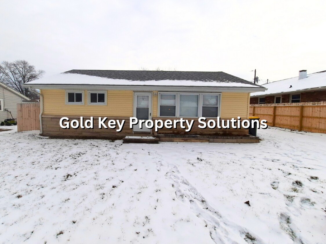 Primary Photo - Nice and Tidy 2 BR 1 BA Lapel House with F...