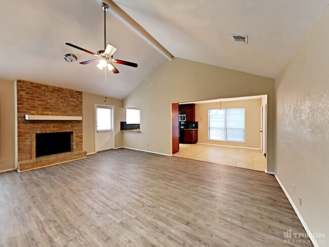 Foto del edificio - 14211 Cradlewood St