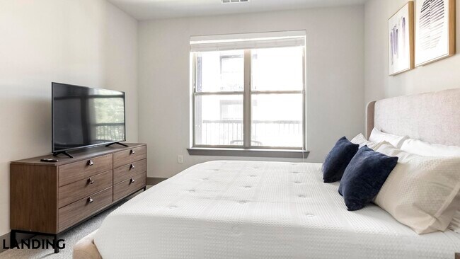 Foto del edificio - 2650 S McDonald St