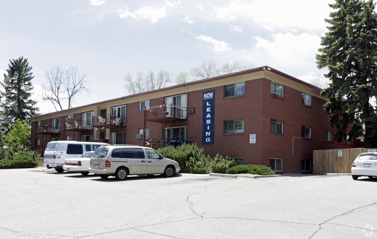 Primary Photo - The McKenize Apartments