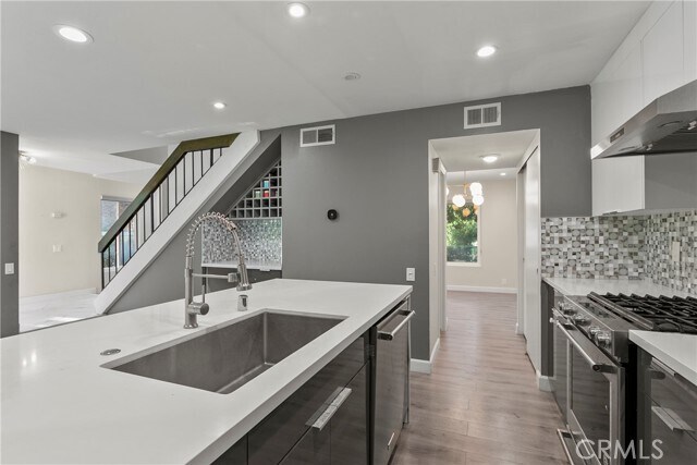 Building Photo - 2811 Sierra Canyon Way