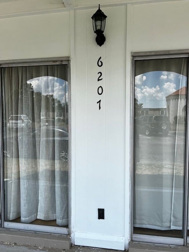 Building Photo - Knoxville 37919 - 1 bedroom condo in Chero...
