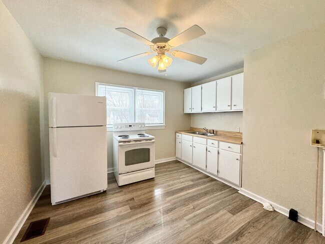 Building Photo - Wonderful 2 Bedroom Home in High Point!