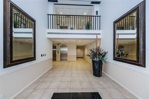 Foto del edificio - 8 Belleview Blvd
