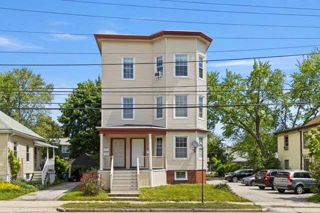 Foto del edificio - 583 Washington Ave