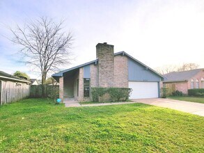 Building Photo - 3523 Mayfield Oaks Ln