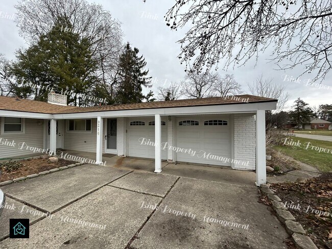 Photo - 9316 Southworth Ave House