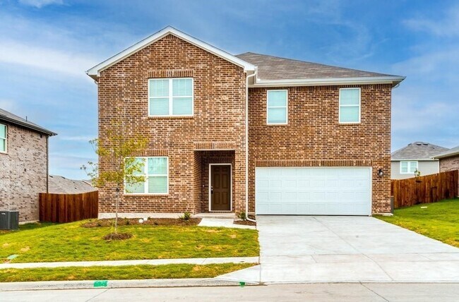 Building Photo - 720 Holly St