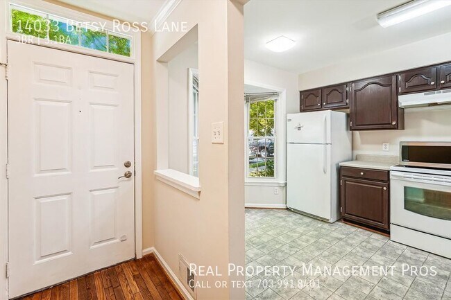 Foto del edificio - $0 Security Deposit Option for Qualified R...
