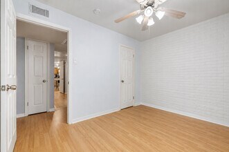 Building Photo - 2615 Marilee Ln