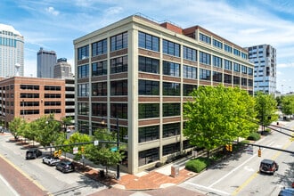 Building Photo - The Julian