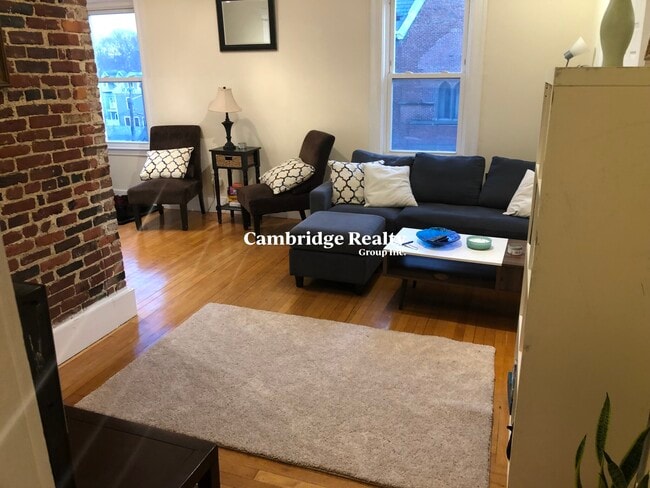 Building Photo - 229 Harvard St