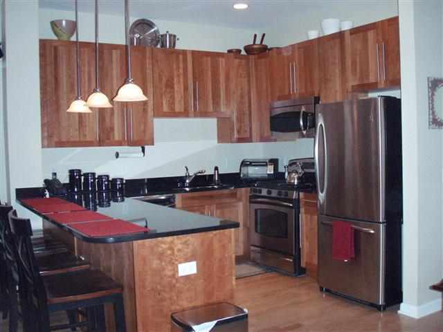 Foto principal - 1200 Grand St