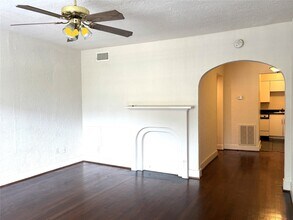 Building Photo - 1840 Branard St