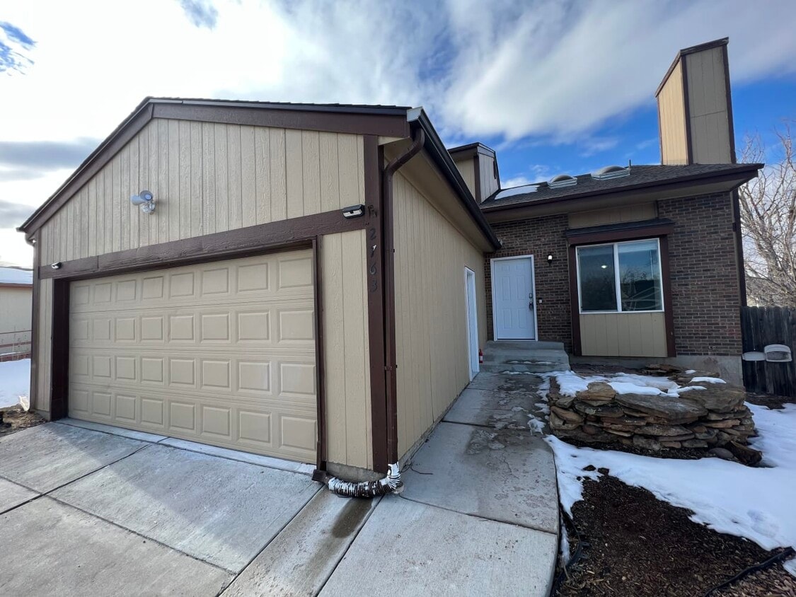 2763 S Sedalia St House Rental in Aurora, CO