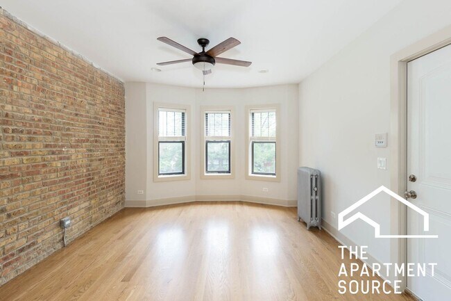 Photo - 4602 N Winchester Ave (Chicago, IL) Apartment