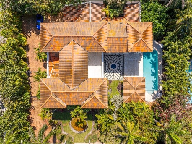 Building Photo - 296 Ocean Blvd
