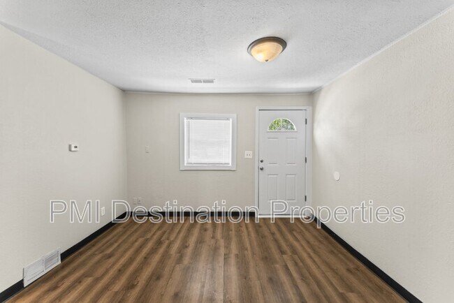 Foto del edificio - 205 S 6th St