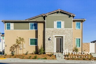 Building Photo - 31544 Willowood Way