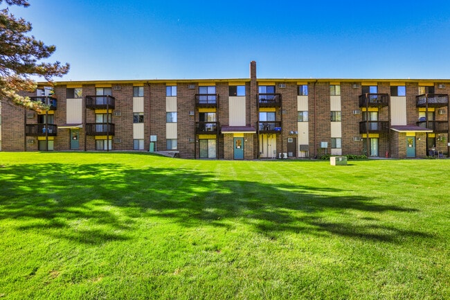 Building Photo - Parkview Apartments