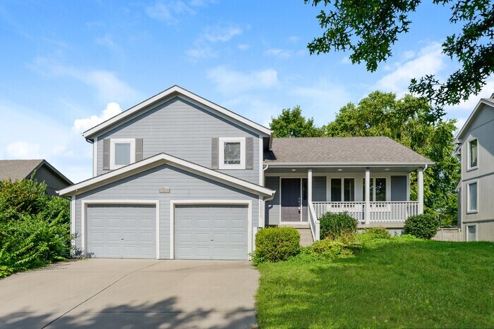 Primary Photo - 13212 Forest Oaks Dr