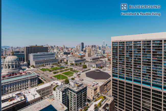 Foto del edificio - 100 Van Ness Ave