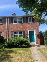 Building Photo - 851 Fountain Ave