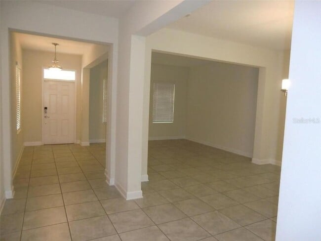 Foto del edificio - 5922 Grassy Point Rd