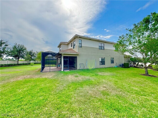 Foto del edificio - 4171 Crescent Ct