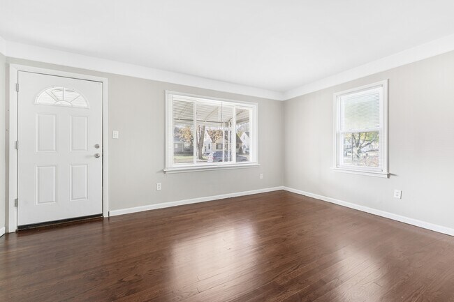 Building Photo - 6463 Weddel St