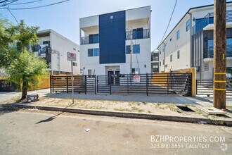 Building Photo - 5653 Case Ave