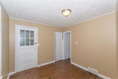 Building Photo - 1238 S 15th St