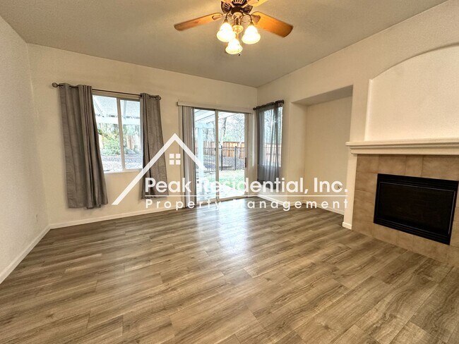 Foto del edificio - Wonderful 3bd/2ba Shingle Springs Home wit...