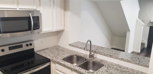Foto del edificio - 2312 Balsam Dr