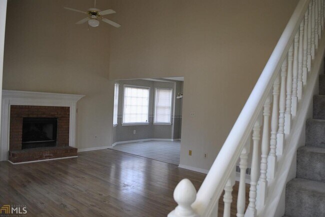 Foto del edificio - 222 Garretts Dr